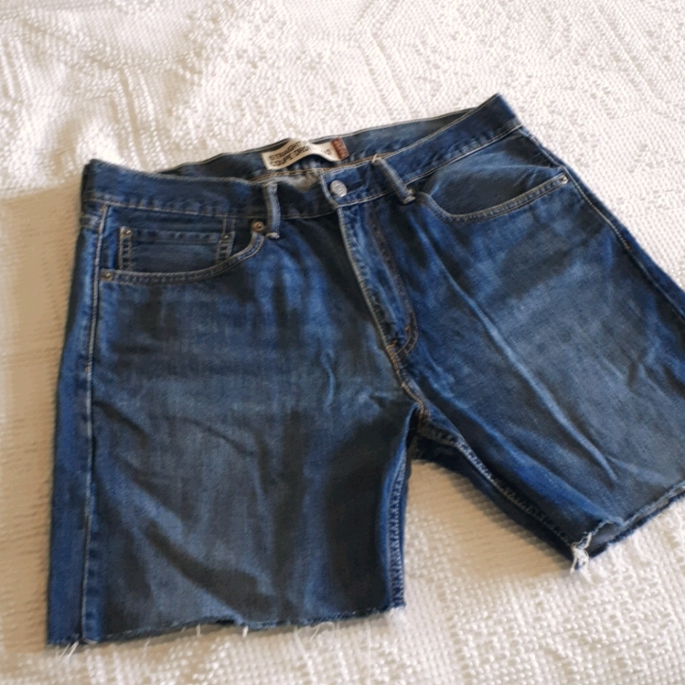 Levi's 505 cut-offs